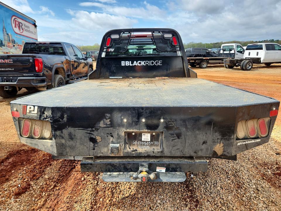 2025 Chevrolet Silverado HD Flatbed Truck