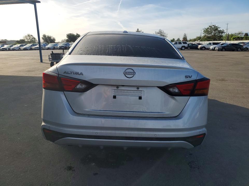 2024 Nissan Altima 2.5 sv