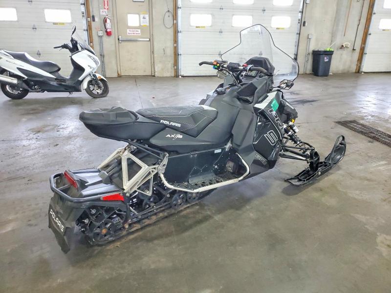 2016 POL A 800 Rush PRO-S