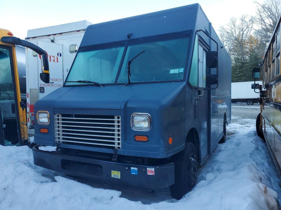 2021 Freightliner MT45G Delivery Truck