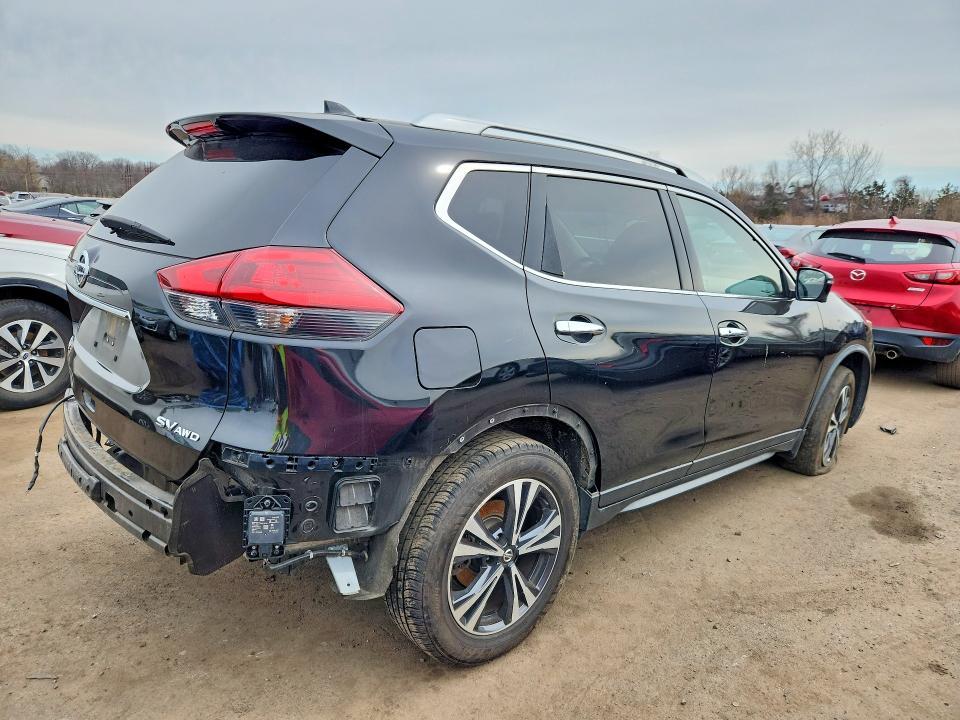 2019 Nissan Rogue sv