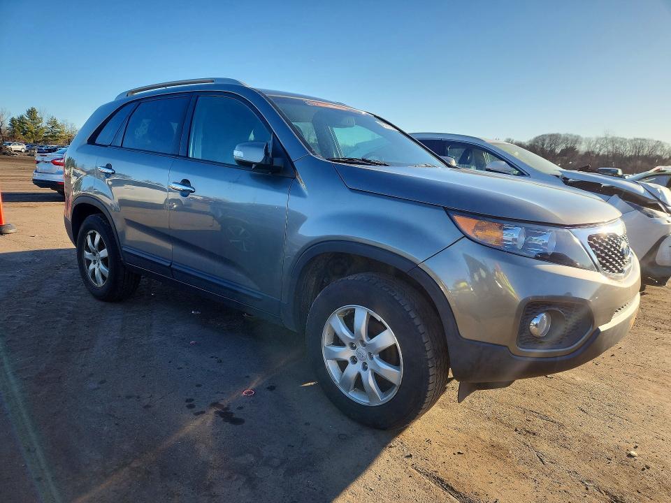 2011 KIA Sorento lx