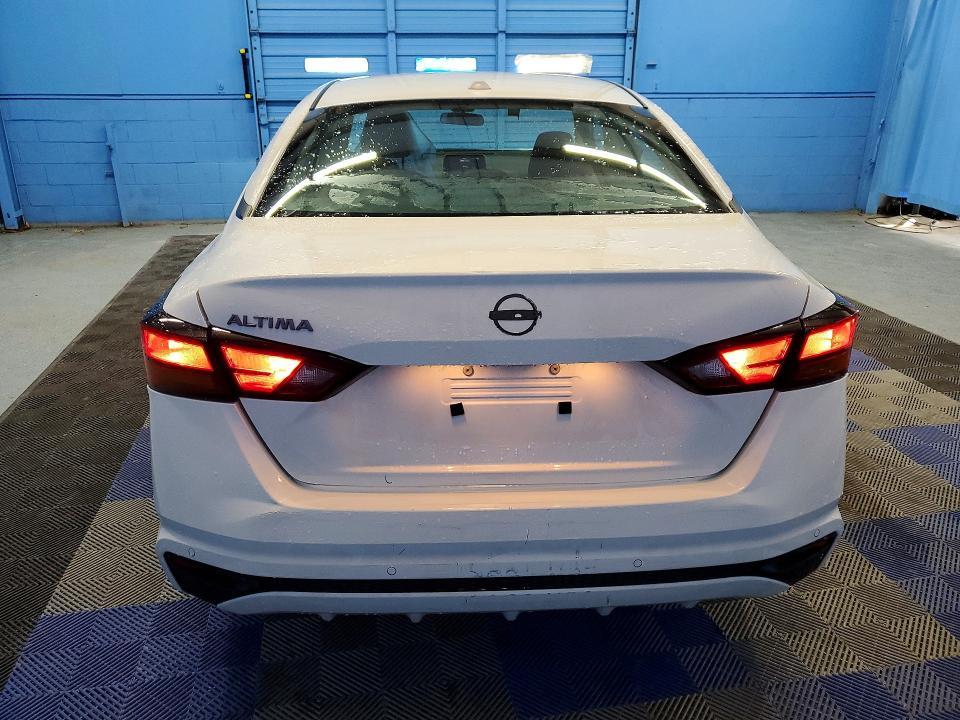 2025 Nissan Altima 2.5 sv