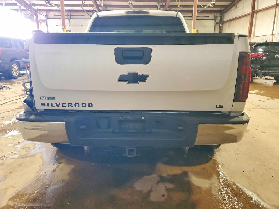 2011 Chevrolet Silverado K1500 LS