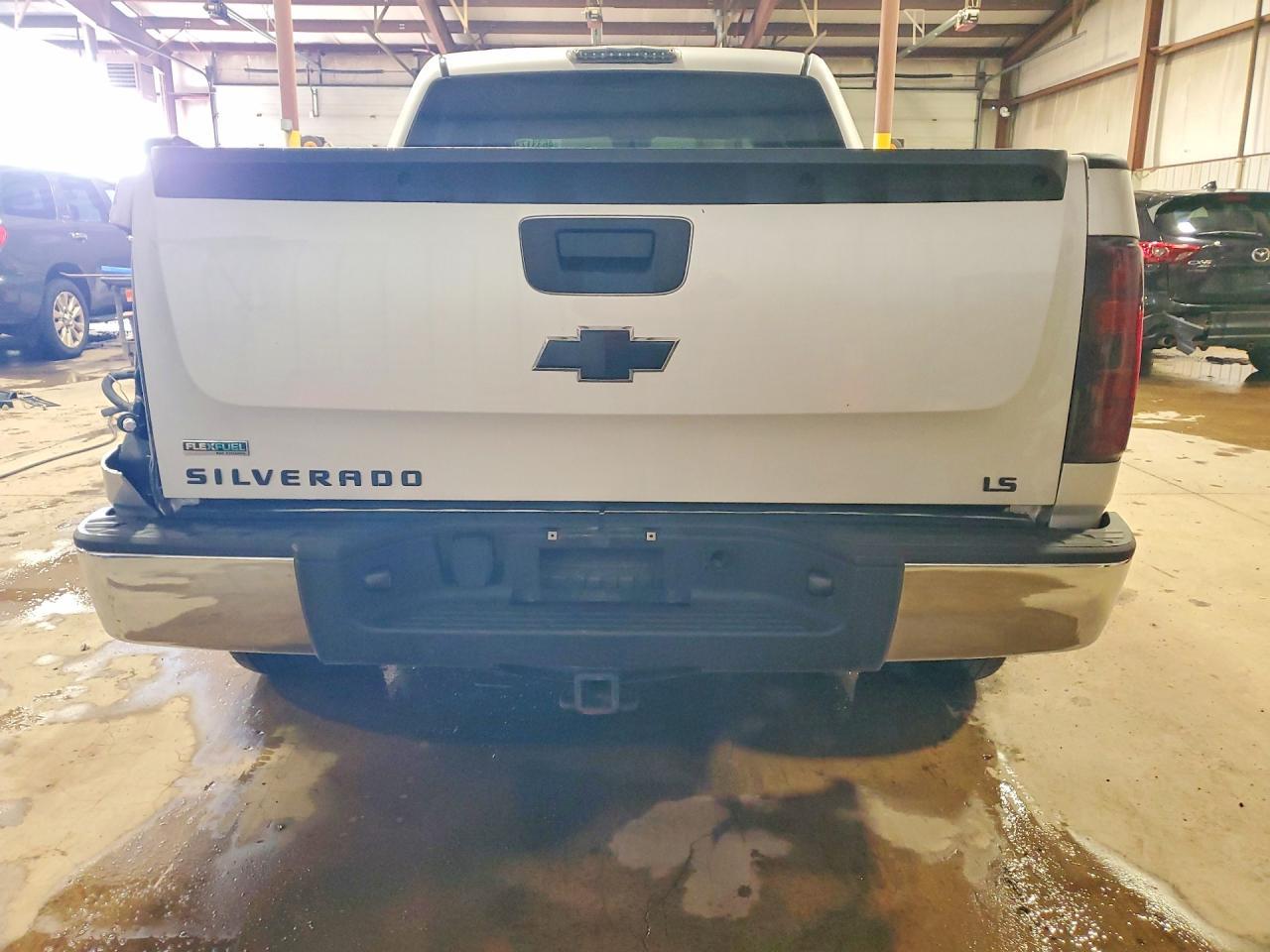 2011 Chevrolet Silverado K1500 LS