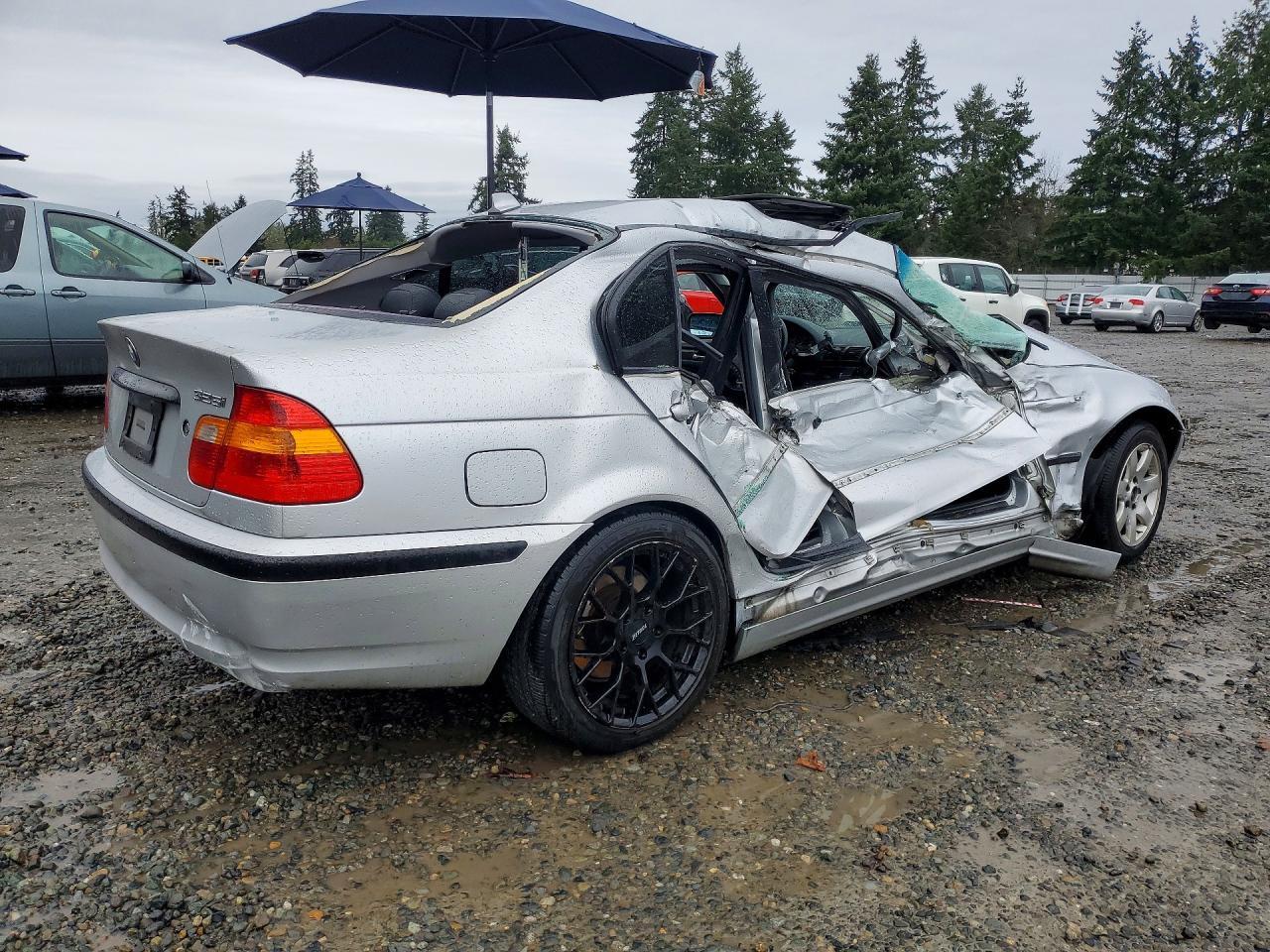 2004 BMW 325 i