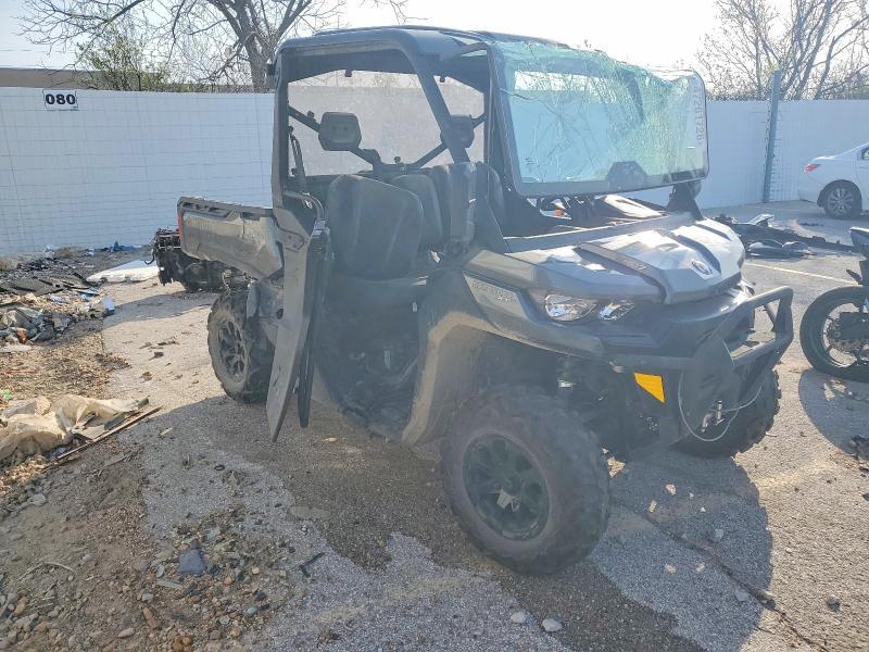 2024 Can-Am Defender xt HD7