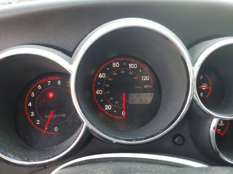 2005 Toyota Matrix xr