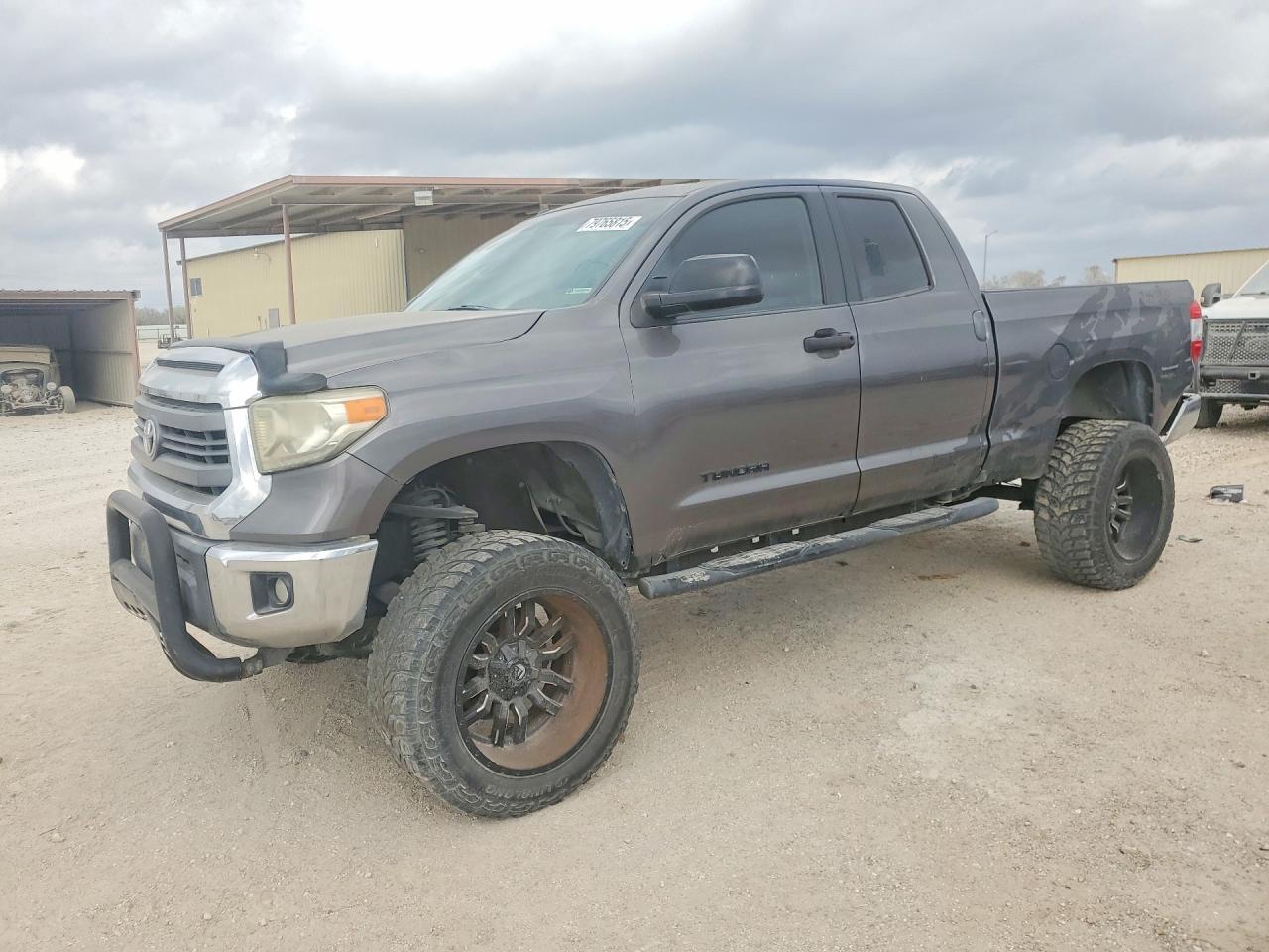 2014 Toyota Tundra SR5