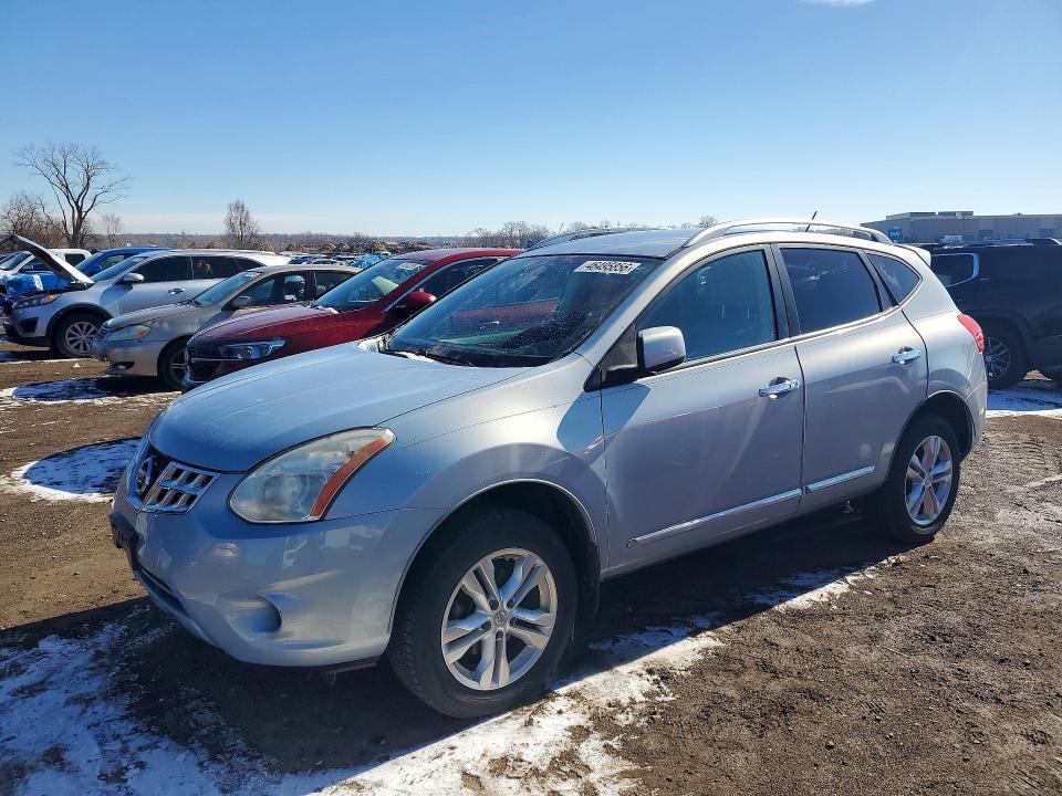 2013 Nissan Rogue s