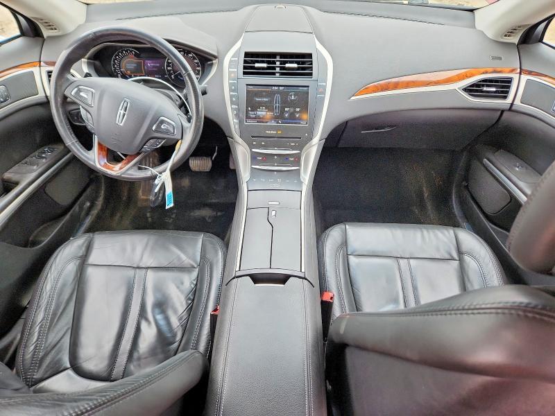 2013 Lincoln Townhouse MKZ
