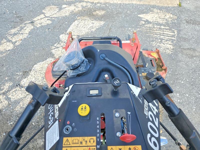 2019 Exmark Turf Tracer