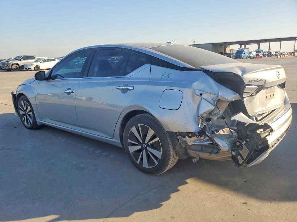 2021 Nissan Altima 2.5 sl