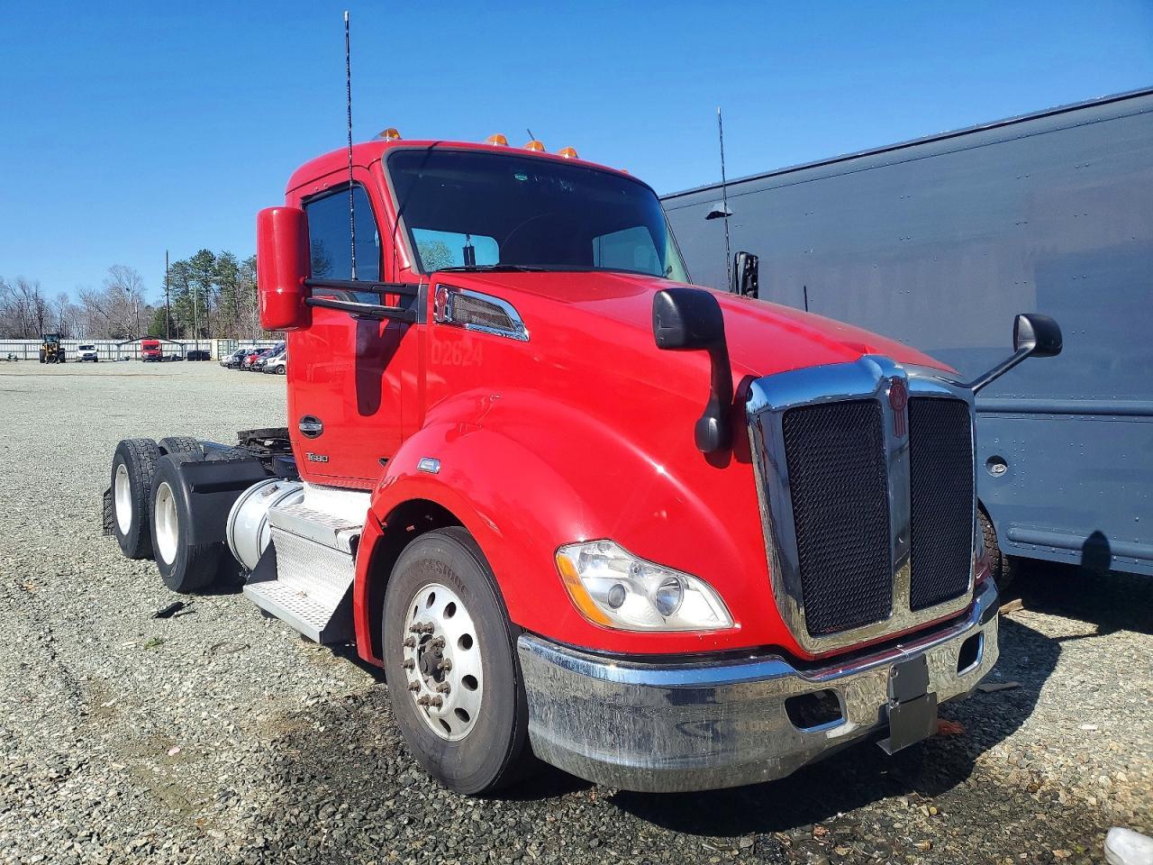 2022 Kenworth T680 Semi Truck