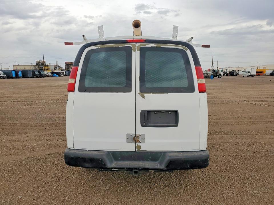 2013 Chev Express G2500