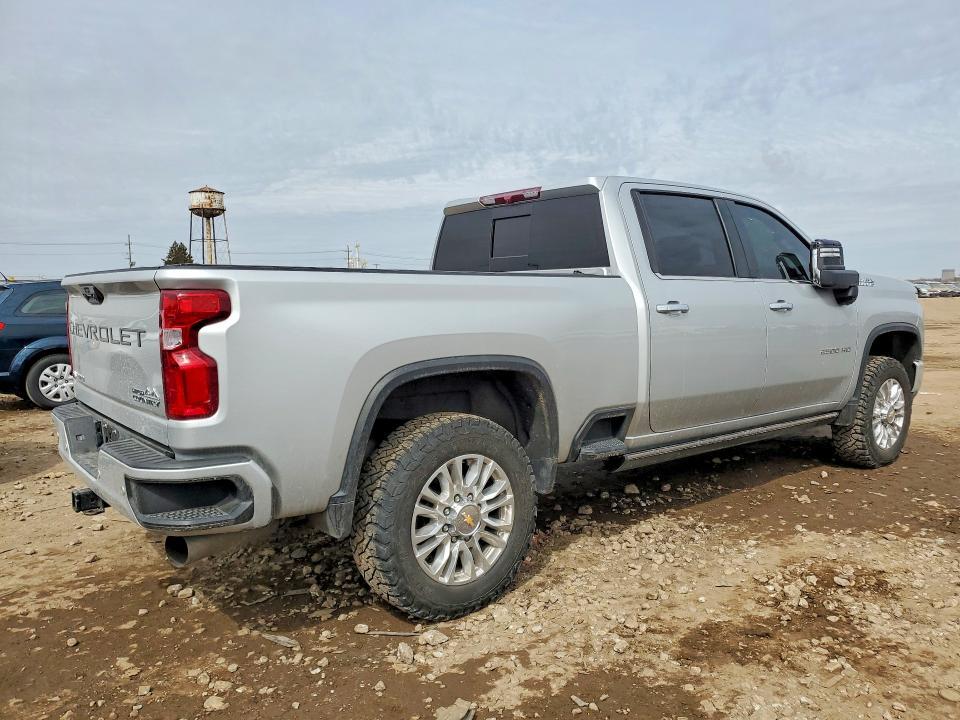 2022 Chevrolet Silverado K2500 High Country