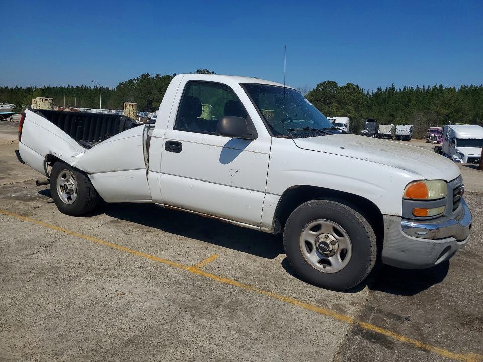 2004 GMC New Sierra C1500
