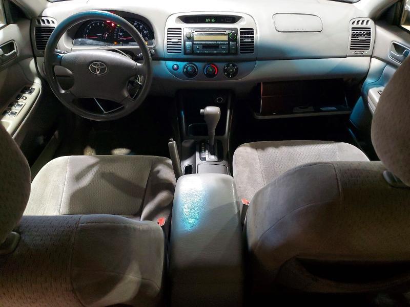 2004 Toyota Camry