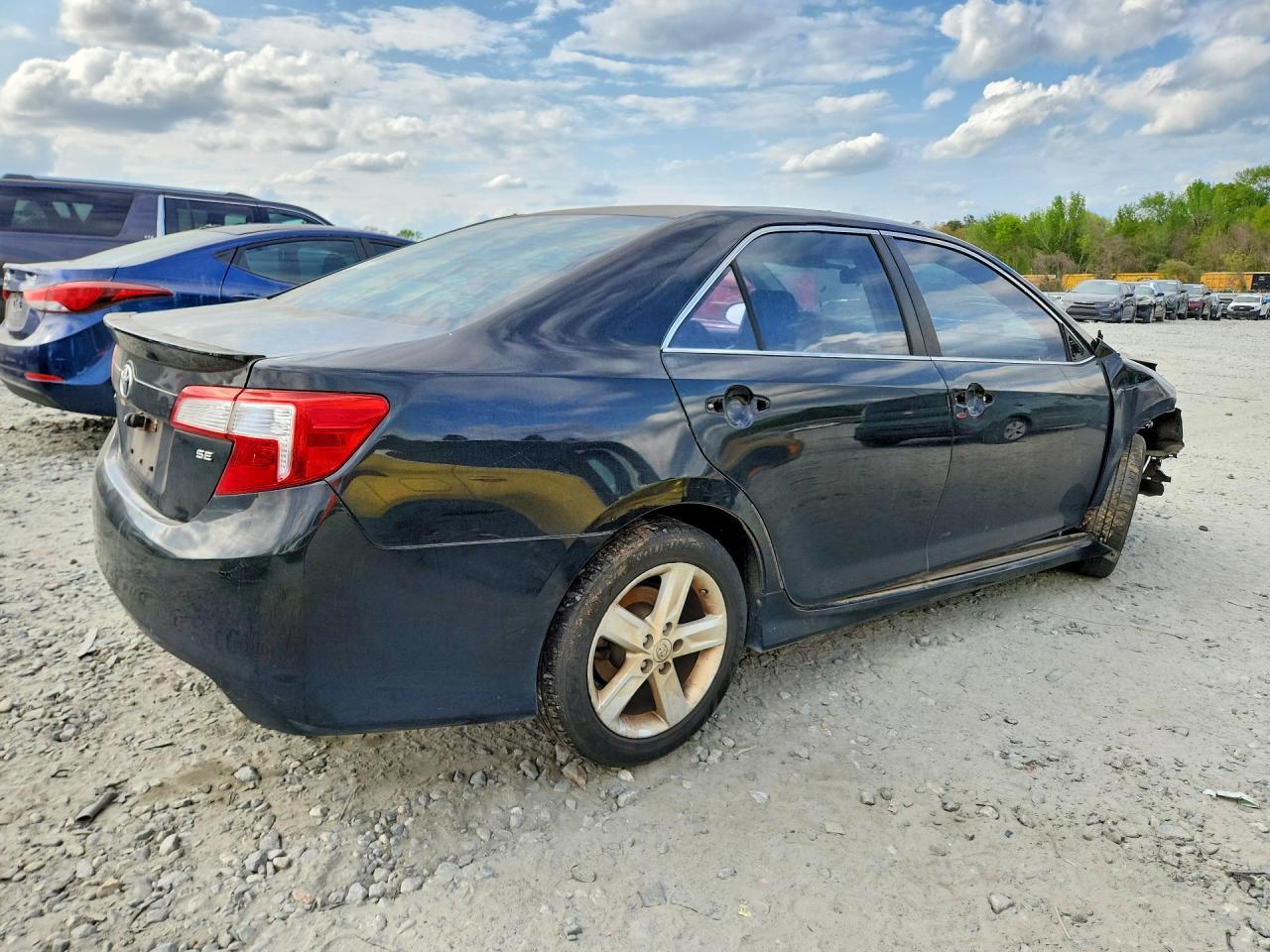 2013 Toyota Camry se