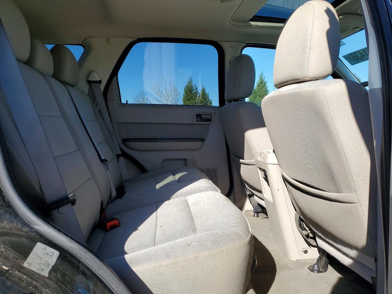 2010 Ford Escape xlt