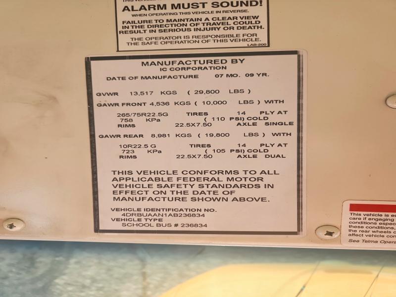 2010 Ic Corporation 3000 CE