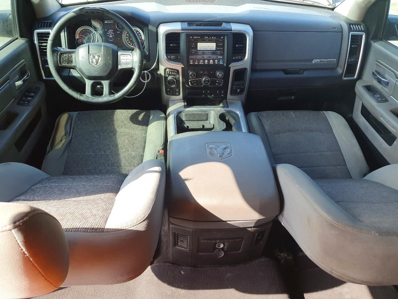 2017 Dodge RAM 1500 SLT