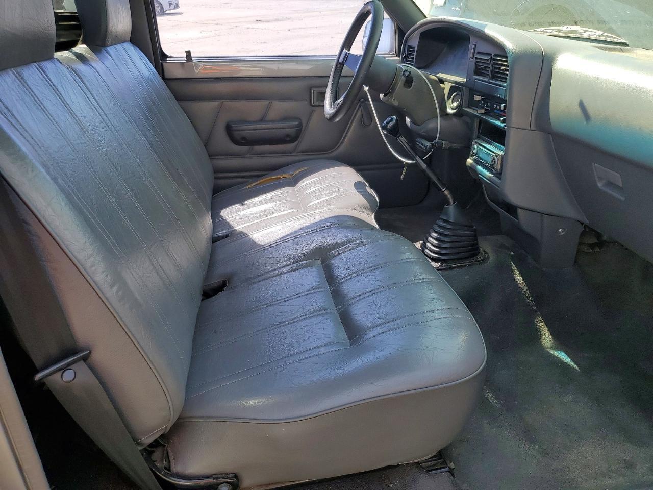 1994 Toyota Pickup Base