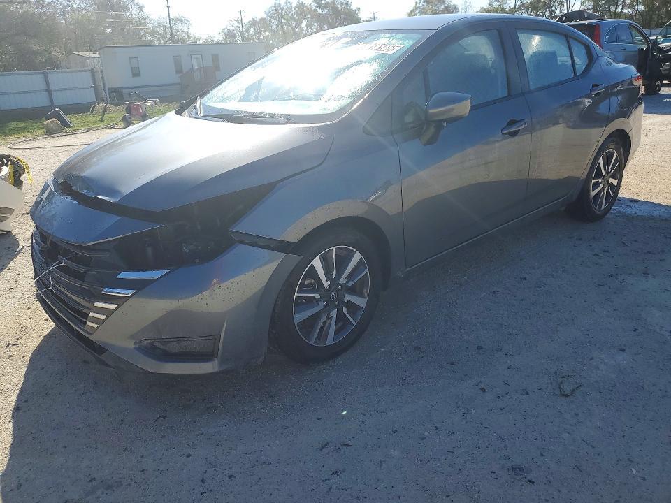 2024 Nissan Versa sv