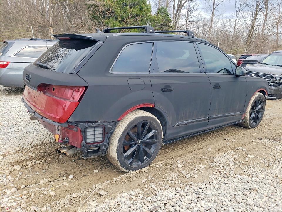 2022 Audi SQ7 Premium Plus