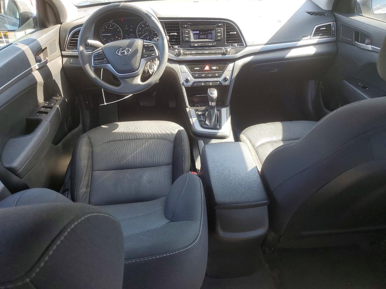 2018 Hyundai Elantra se