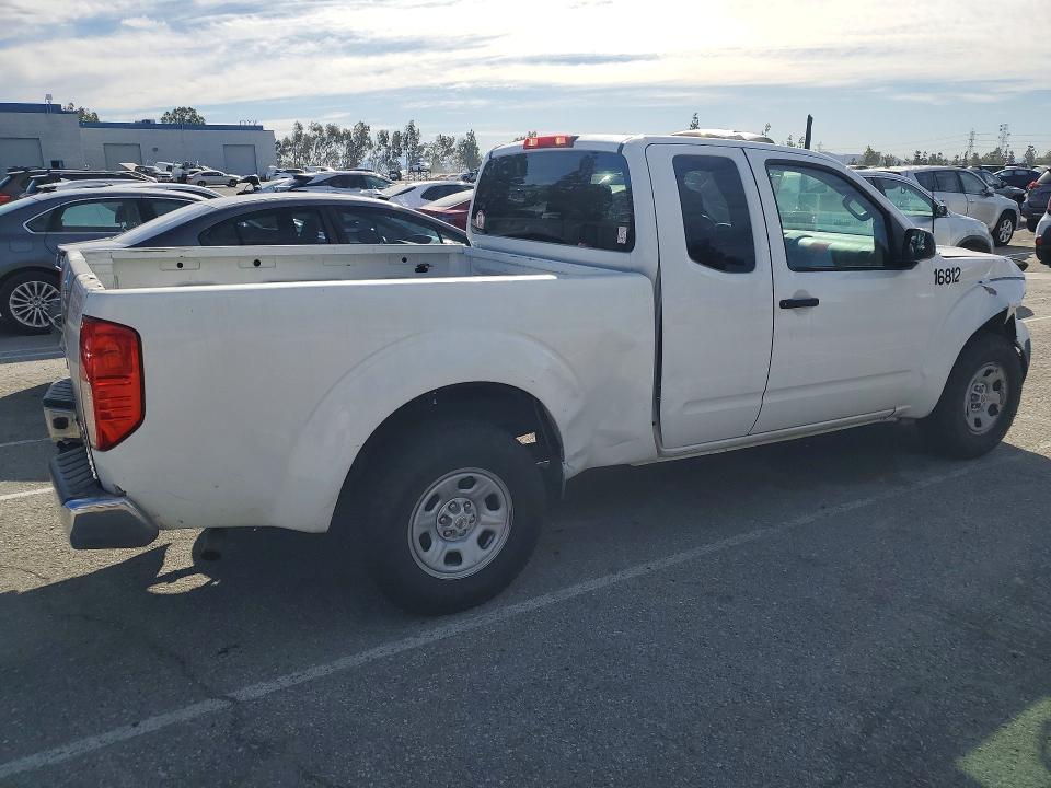 2012 Nissan Frontier s