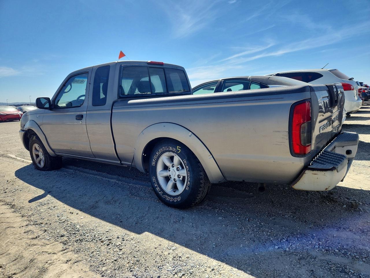 2004 Nissan Frontier Standard