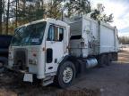 2006 Peterbilt 320