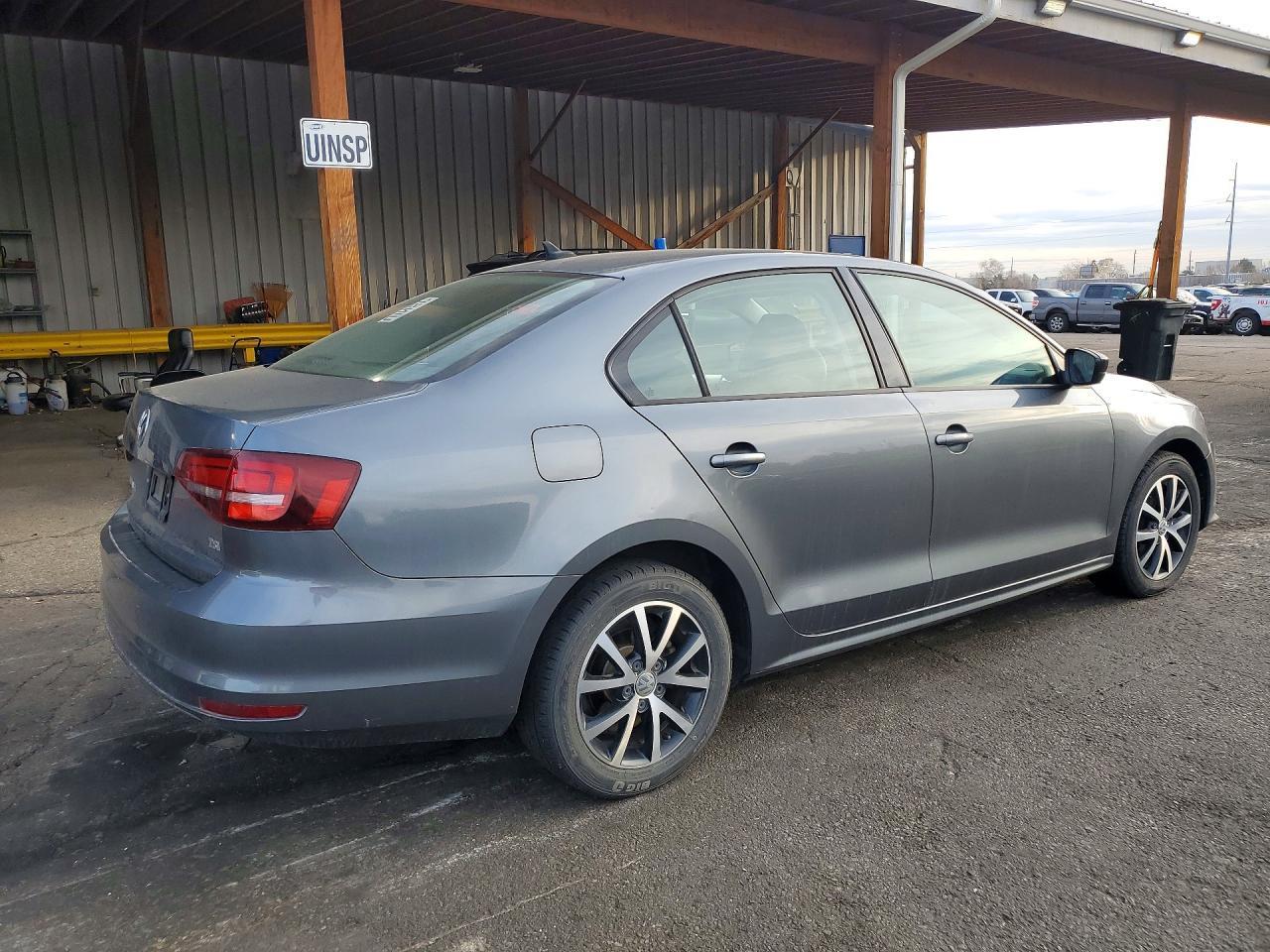 2016 Volkswagen Jetta se