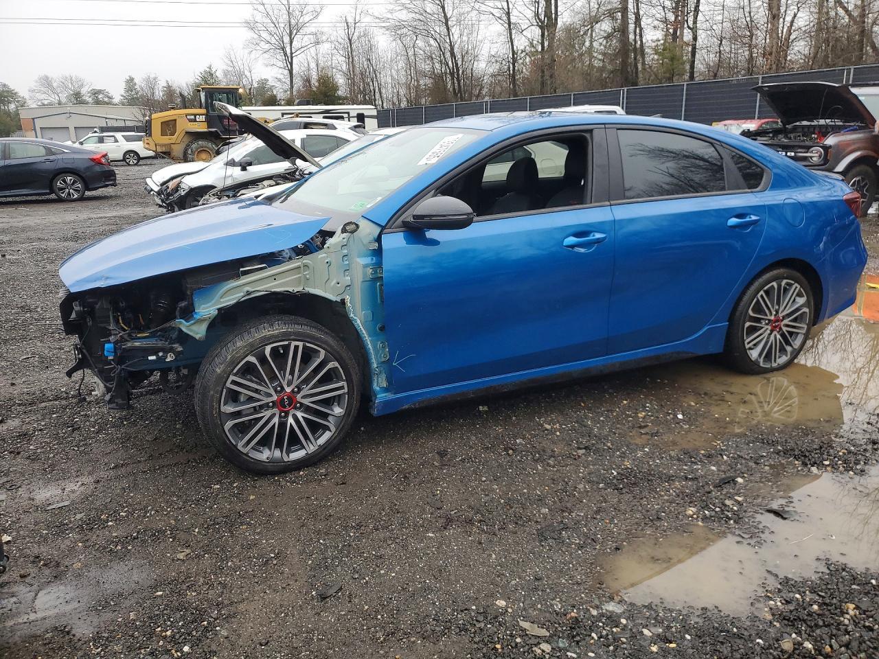 2023 KIA Forte gt
