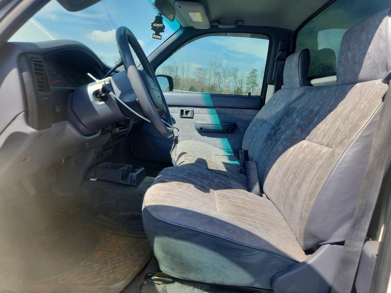 2000 Toyota Tacoma Base