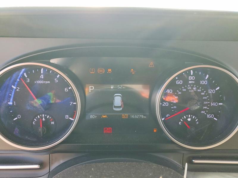 2022 KIA Carnival lx