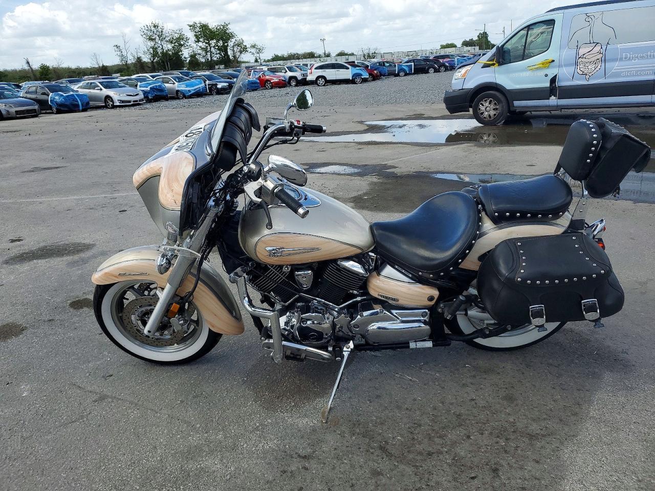 2006 Yamaha XVS1100 A