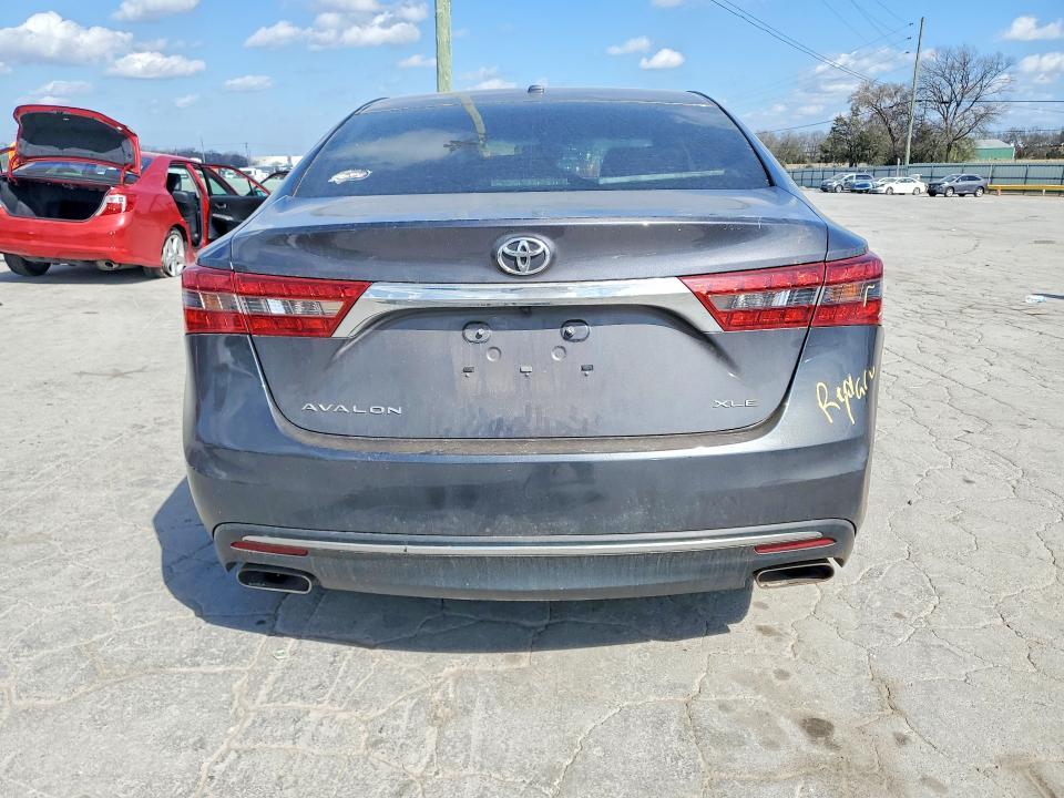 2016 Toyota Avalon xle