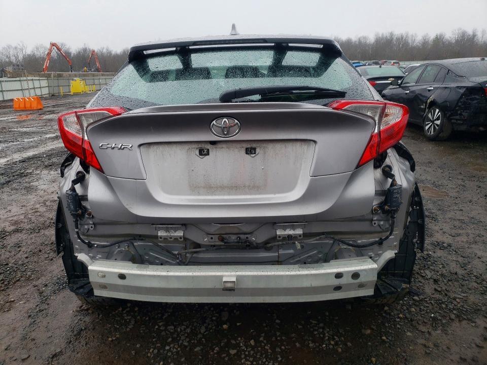 2018 Toyota C-hr xle Premium