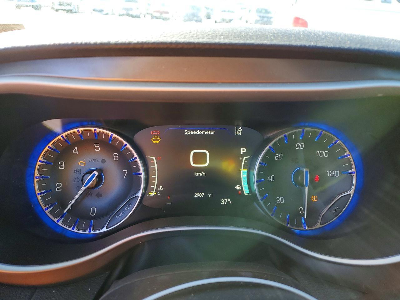 2026 Chrysler Pacifica Select