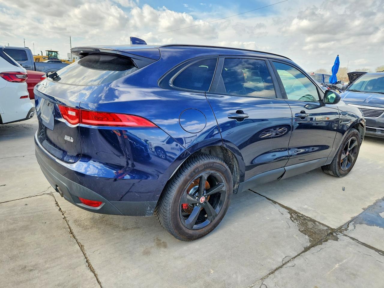 2017 Jaguar F-pace Premium