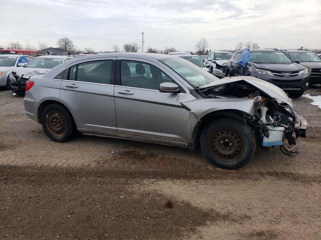 2013 Chrysler 200 lx