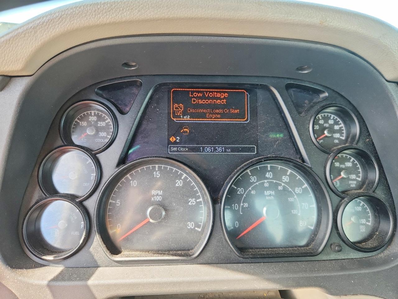 2018 Peterbilt 579 Semi Truck