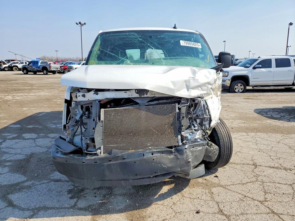 2021 Chev Express G2500