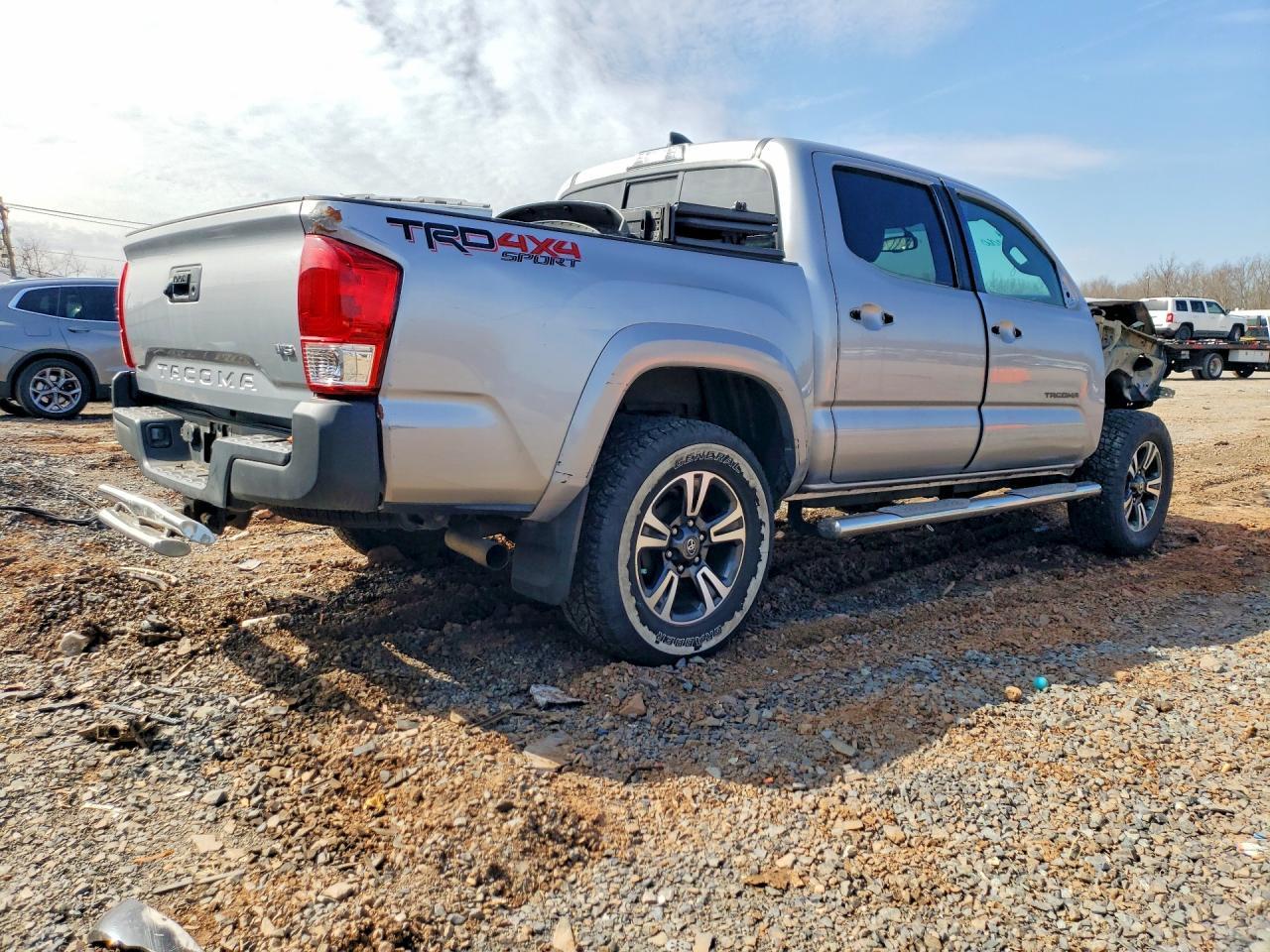 2016 Toyota Tacoma TRD Sport