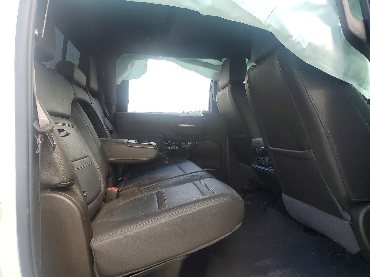 2022 GMC Sierra K2500 Denali