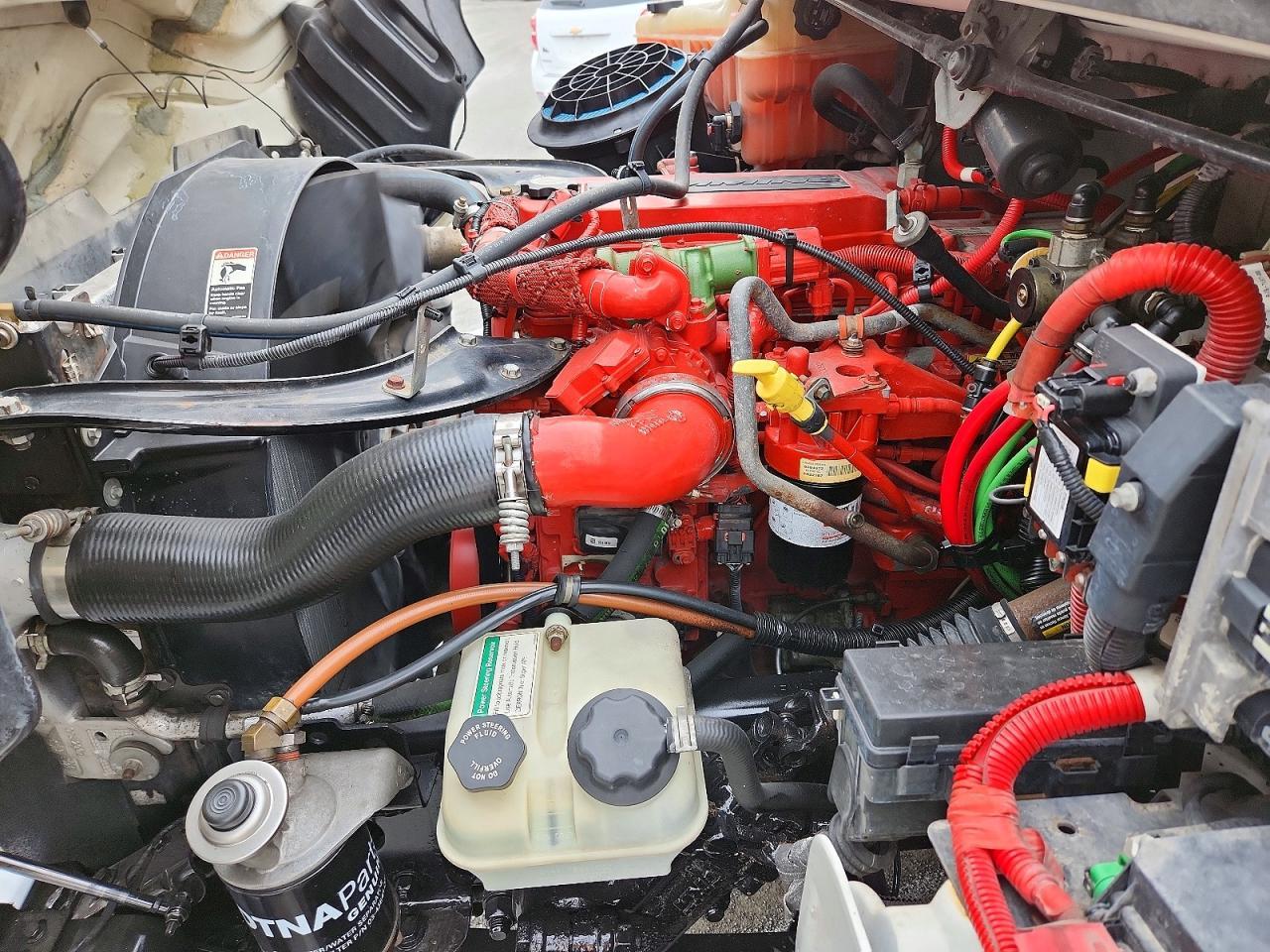 2016 Freightliner Business Class M2 BOX Truck