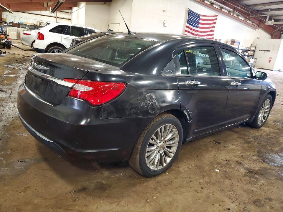 2011 Chrysler 200 Limited