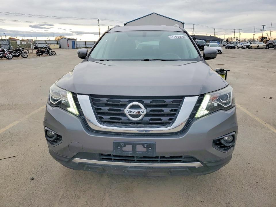 2017 Niss Pathfinder